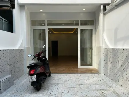 Nhà Nguyên Căn Kinh Doanh Spa, Nha Khoa, 4Mx25M, Dương Bá Trạc Quận 8