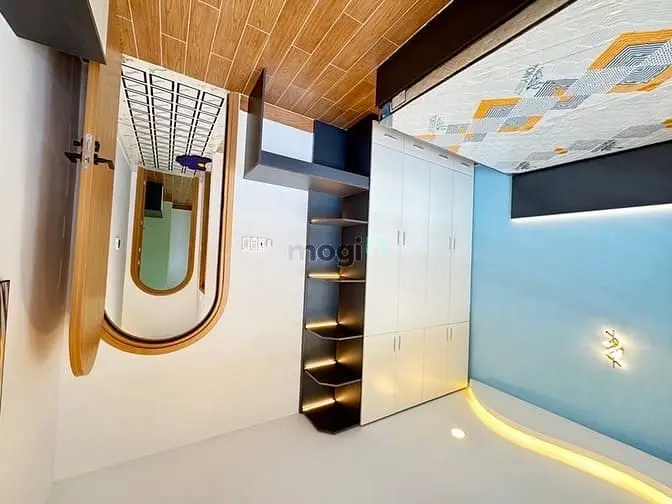 🚗 Nhà Mới Xe Hơi Đỗ Cổng - Cách Mặt Tiền 1 Căn