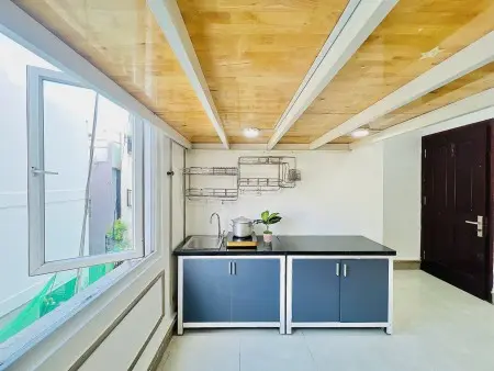 Phòng Có Gác Rộng Rãi Cửa Sổ Lớn Gần Chợ Tân Hương