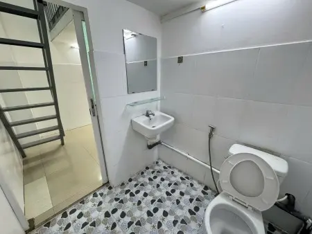 Nhà Nguyên Căn Vừa Ở Vừa Kinh Doanh Ngay Dương Bá Trạc Có Gác