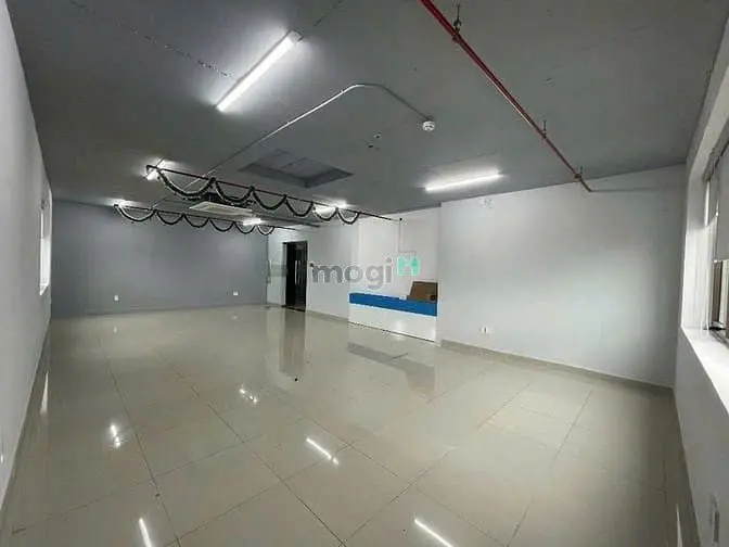 Văn Phòng Siêu Hot Giá Tốt Diện Tích Từ 100M2 Khu Trung Tâm Thành Phố