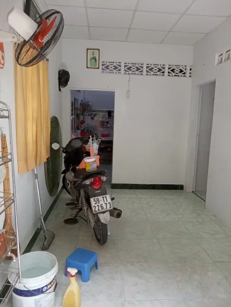 Nhà Cho Thuê Nguyên Căn Để Ở. Số 92/68/25 Xvnt, Phường 21 Bình Thạnh - 5 Phút Honda Tới Ubnd Tp.hcm