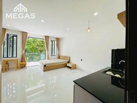 Cho Thuê Căn Hộ Có Ban Công Ở Đường Nguyễn Hữu Cảnh View Landmark Thuận Tiện Di Chuyển Quận 1