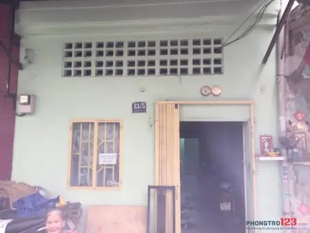 Cho Thuê Phòng 13/5 Phó Cơ Điều, P12, Q5. 2,7Tr/Tháng (Cách Bv Chợ Rẫy 200M)