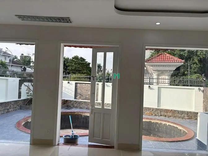 Cho Thuê Mặt Bằng Nguyễn Văn Hưởng, Thảo Điền (140M2). Giá 59Tr/Th