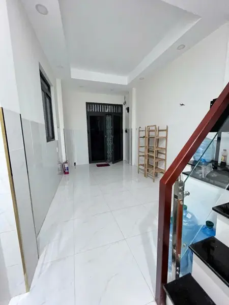 Nhà Hẻm Xe Hơi, 2 Phòng Ngủ, Mới, Nội Thất Cao Cấp. Thuận Tiện Ở Và Kinh Doanh.