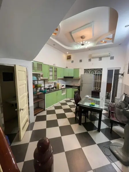 Nhượng Phòng Đại Linh, Trung Văn