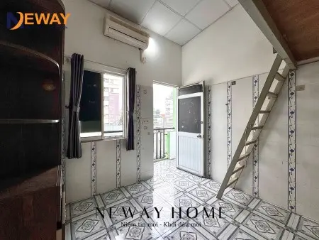 Phòng Trọ Có Gác - Không Gác Giá Rẻ Sẵn Máy Lạnh - Cửa Sổ Trời Bancol Ngay Luỹ Bán Bích