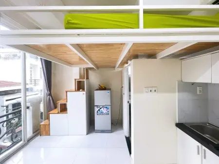 Gác Lửng Ban Công, Full Nội Thất Ngay Đh Gtvt, Hutech