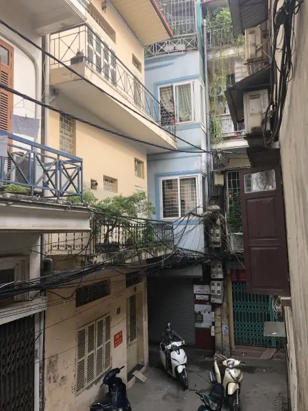 Cho Thuê Nhà Nguyên Căn, Ngõ Phố Kim Mã, 32M2 X 3 Tầng