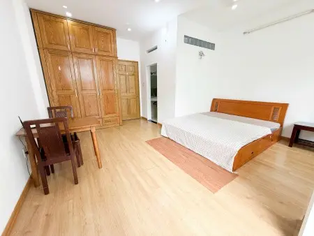 Cho Thuê Phòng Studio Tách Bếp Bancol Rộng Thoáng Ngay Ngã Tư Bảy Hiền