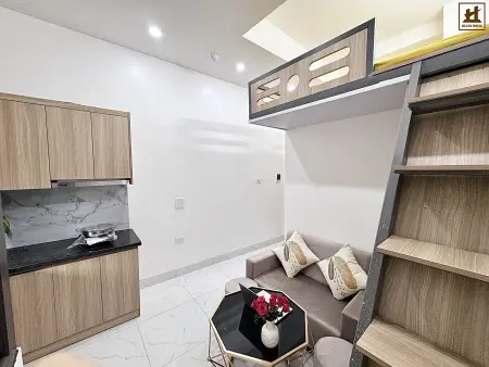 73 Phố Hoàng Ngân - Gác Xép Full Nội Thất - Ngay Gần Ga Láng, Royal