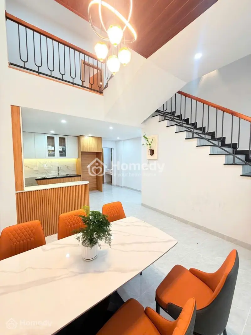 Siêu Phẩm Nhà Đẹp 3 Tầng 4Pn + 1 Ngay Núi Thành - Trung Tâm Hải Châu