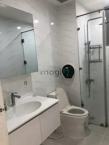 Cho Thuê Căn Hộ Chung Cư Cao Cập Garden Plaza 1, 149M2, 3Pn, 2Wc.