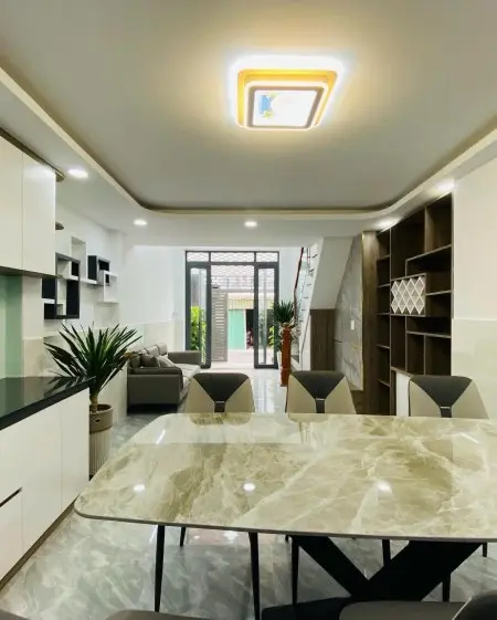 Cho Thuê Nhà Nguyên Căn Mặt Tiền Đường Trần Bình Trọng, P.5, Bình Thạnh – Vị Trí Đắc Địa – Nhà Đẹp