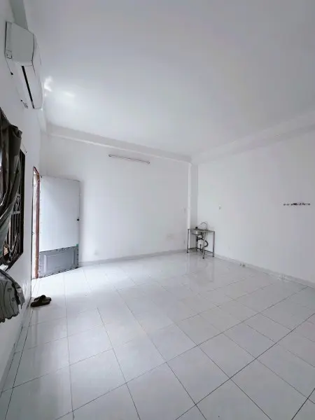 Cho Thuê Phòng 30M2-35 Ban Công Chế Lan Viên Tân Phú