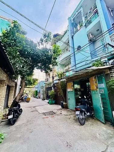 Vip Q.8 - Tạ Quang Bửu - 64M2 - 4 Tầng Đúc - Hẻm Xe Hơi - Giá 9Ty