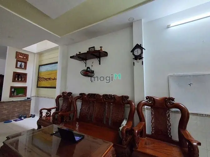 Bán Nhà 1 Trệt 2 Lầu Hẻm 45 Trường Lưu, Long Trường, Q9 - Dt: 94M2