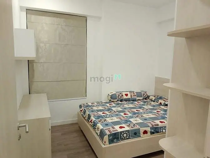 Cho Thuê Căn Hồ Chung Cư Cao Cấp Hưng Phúc Premier, 80M2, Có Ô Xe.