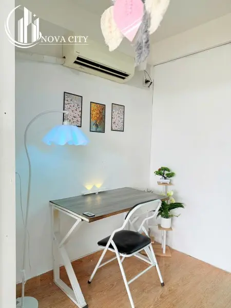 Căn Hộ Tách Bếp, Sân Thượng, Gần Satra Phạm Hùng