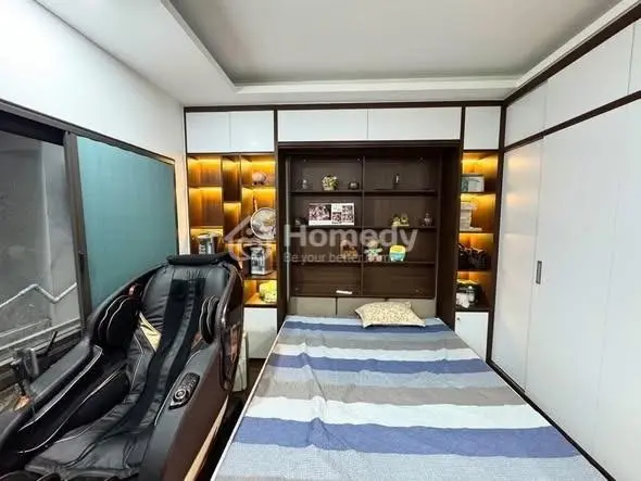 Giá Tốt, Bán Nhà Võng Thị, 45M 5 Tầng, Ở Ngay, Chỉ 13 Tỷ