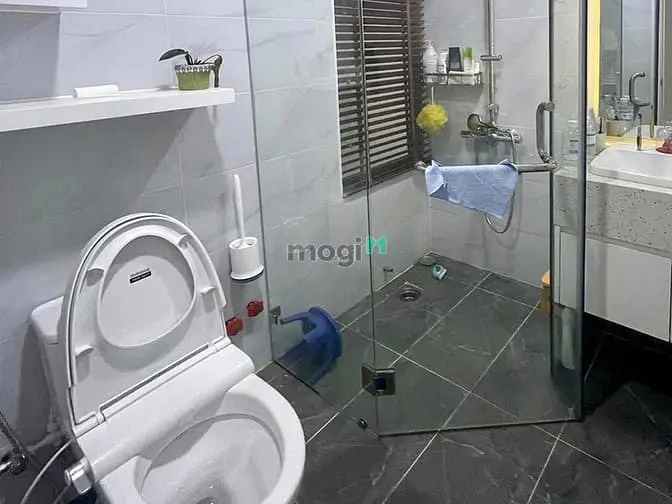 🏡 Hẻm 1322 Nguyễn Duy Trinh Chỉ 2Tr 6 Gần Đh Ufm, Fpt, Spkt, Hutech,