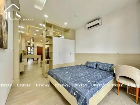 Cho Thuê Căn Hộ Cao Cấp, Full Nội Thất, Ban Công, Quận 3