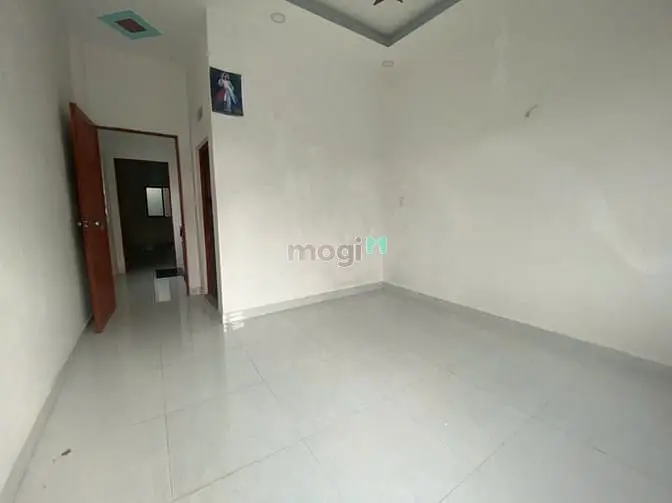 Bán Nhà Cạnh Khu Dự Án An Sương - 2 Tầng - 4M X 22M - 4 Tỷ 990