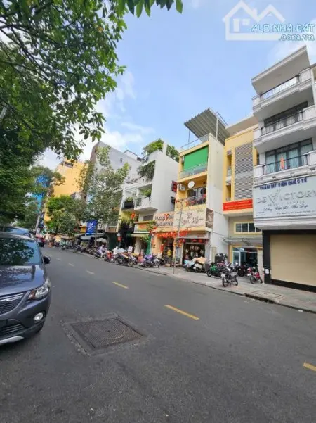 Mặt Tiền 101 Nguyễn Thái Bình, P. Nguyễn Thái Bình, Q.1