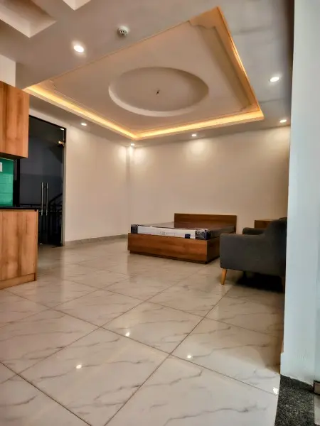 Mặt Bằng 35M2, Tặng Sân Để Xe 30M2, Mặt Tiền Lê Trực, P7, Bình Thạnh