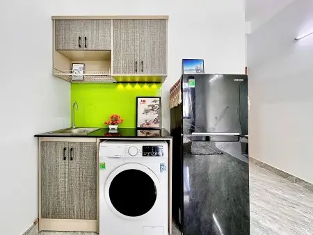 Cho Thuê Studio 28M2 Ban Công Máy Giặt Riêng Ngay Khu Etown, Tân Bình