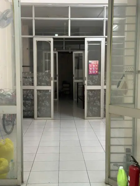 Chính Chủ Cho Thuê Nhà Nguyên Căn Gồm 1 Trệt, 1 Lầu, Địa Chỉ Nguyễn Xí, P26, Quận Bình Thạnh