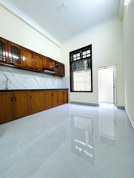 Chính Chủ Cho Thuê Nhà Nguyên Căn 4 Tầng * 39.1M2