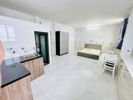 Trống 1P Checkin Đầu Tháng 5 Ở Kênh Nước Đen