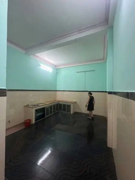 Cho Thuê Nhà Đẹp, Đường Lớn, Gần Trường Học, Siêu Thị.