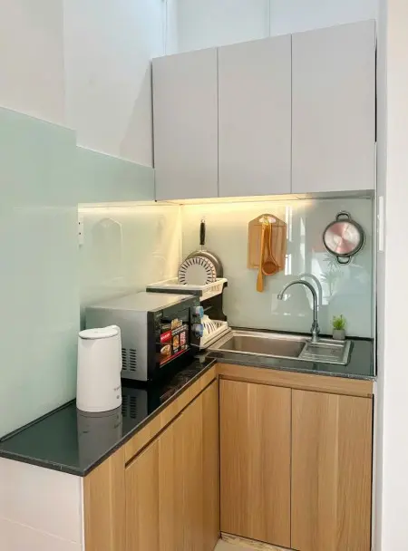 Cho Thuê Căn Hộ Full Nội Thất – Cửa Sổ Rộng Thoáng Mát