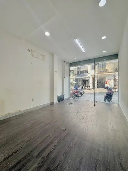 Cho Thuê Mặt Bằng Kinh Doanh - Mặt Tiền Đường Nguyễn Tiểu La