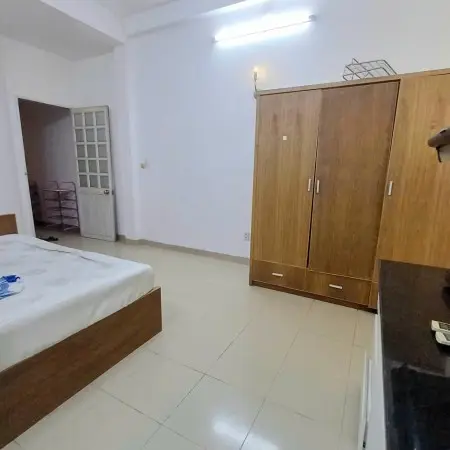 Căn Hộ Rộng 32M2 - Cửa Sổ Trời Thoáng Mát, Trần Quang Khải - Điện 3K5 - Còn Lại Free