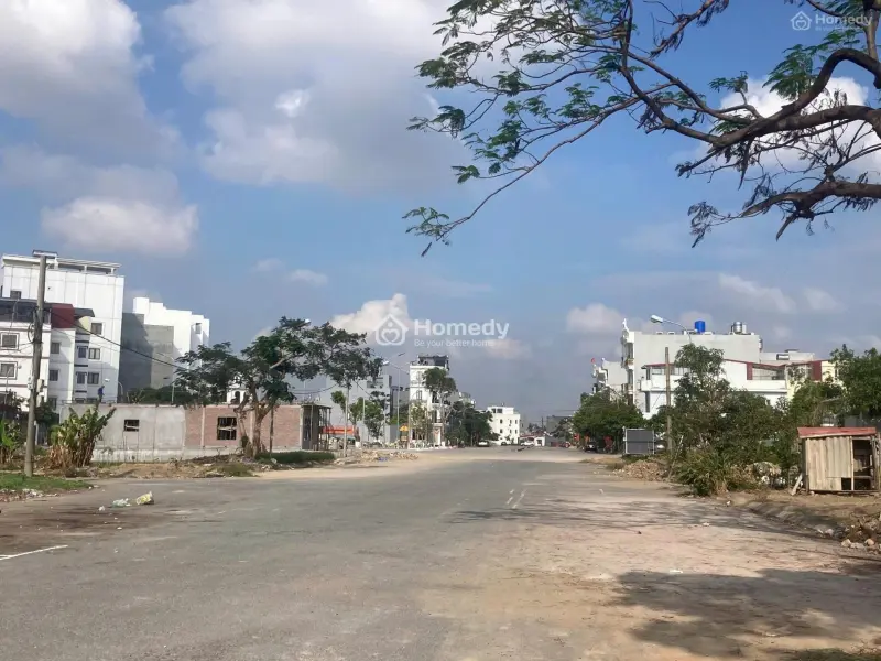 Dãy Giáp Dân Gần Vườn Hoa Đất Tái Định Cư Cây Lim