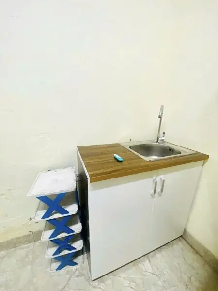 Cho Thuê Phòng Trọ 1Pn Có Bếp , 3 Triệu, 20M2 Tại Nguyễn Văn Huyên, Quan Hoa, Cầu Giấy, Hn