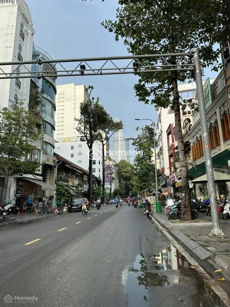 Nhà Quận 1 - Calmette - Chuyên Khai Thác Dòng Tiền