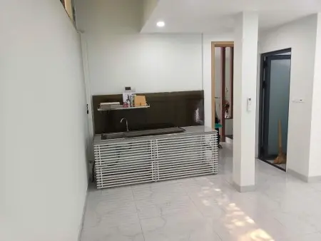 Cho Thuê Tầng 1 Ở Khép Kín, Cổng Riêng Tại Lò Lu, Thủ Đức, Tp Hcm