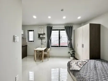 Phòng Ban Công Mới Xây - Tiện Nghi Ngay Nhà Ga T3