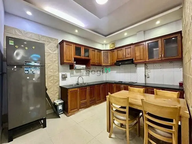 Nhà 2 Tầng Nguyễn Hữu Cảnh, Cách Landmark 81 Chỉ 300M, Sd 90M², 6.9 Tỷ