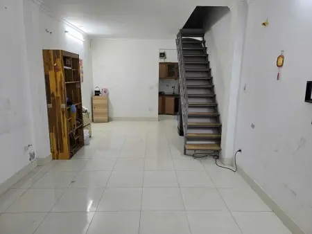 Cho Thuê Nhà 2T Ở Yên Nghĩa, Đủ Đồ Đạc, Mang Quần Áo Đến Ở Luôn.