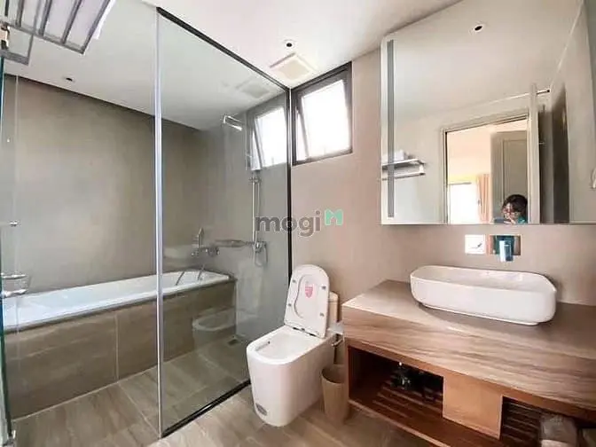 Căn Hộ Full Nội Thất Tách Bếp Ban Công Ngay Sư Vạn Hạnh Quận 10 An Nin