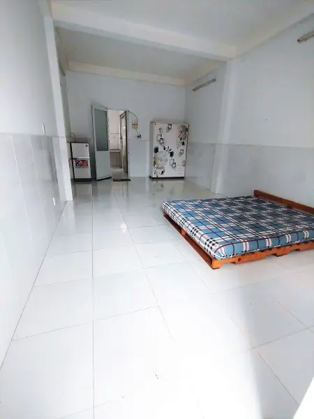 Phòng Máy Lạnh, Full Nội Thất, 40M2, Gần Ngã Tư Bốn Xa, Giờ Giấc Tự Do