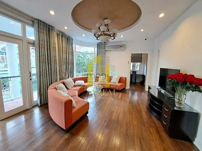 Biệt Thự Sân Vườn 300M2 - Đầy Đủ Nội Thất Tiện Nghi - Giá 60 Triệu