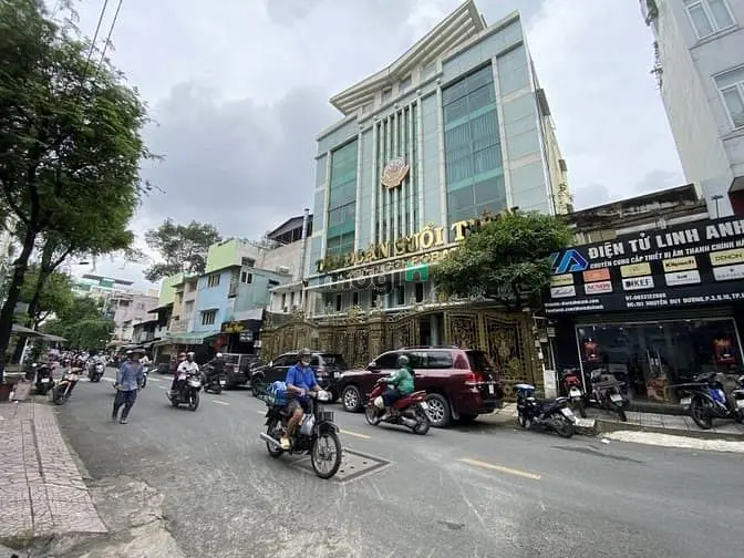 • Bán Nhà Quận 10 - Siêu Phẩm Xây Mới 100% Thiết Kế Cực Đẹp