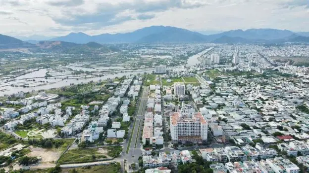 Nhà Phố Vcn Phước Long 2 – Thiết Kế Sang Trọng, Vị Trí Trung Tâm